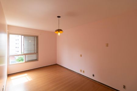 Apartamento à venda com 136m², 3 quartos e 1 vagaSuíte