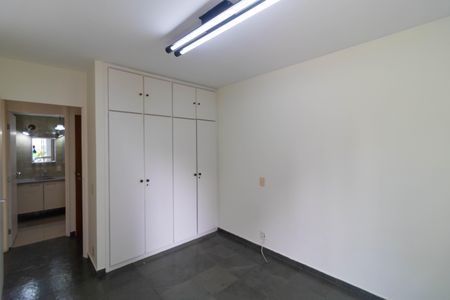Apartamento à venda com 136m², 3 quartos e 1 vagaQuarto 01