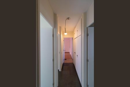 Apartamento à venda com 136m², 3 quartos e 1 vagaCorredor