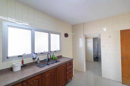 Apartamento à venda com 136m², 3 quartos e 1 vagaCozinha