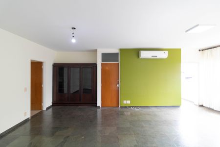 Apartamento à venda com 136m², 3 quartos e 1 vagaSalas