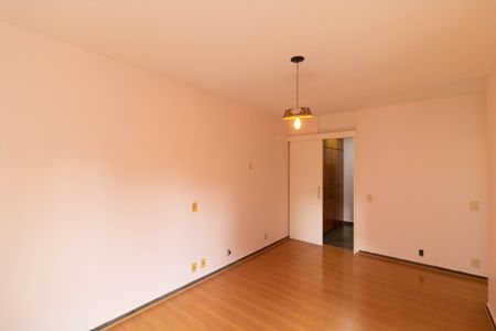 Apartamento à venda com 136m², 3 quartos e 1 vagaSuíte