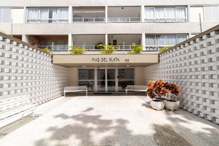 Apartamento à venda com 136m², 3 quartos e 1 vagaFachada