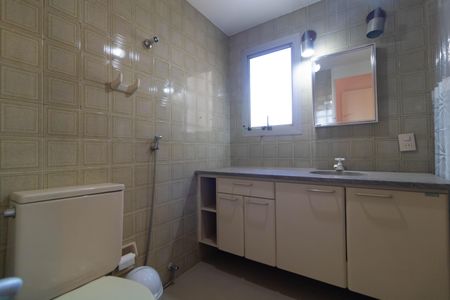 Apartamento à venda com 136m², 3 quartos e 1 vagaBanheiro da Suíte
