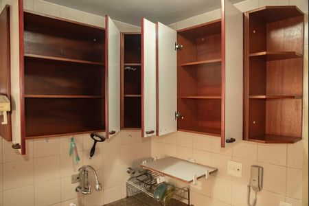 Apartamento para alugar com 64m², 2 quartos e 1 vagaCozinha