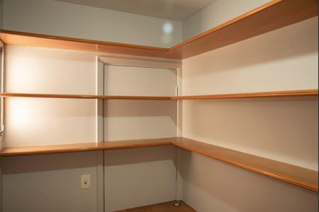 Apartamento para alugar com 64m², 2 quartos e 1 vagaEscritório