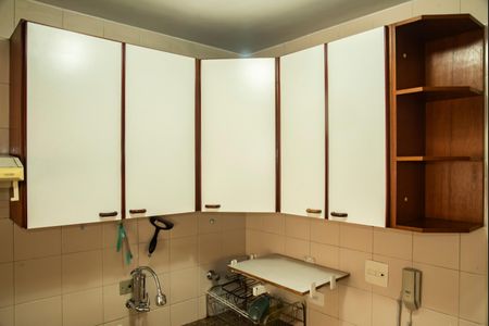 Apartamento para alugar com 64m², 2 quartos e 1 vagaCozinha