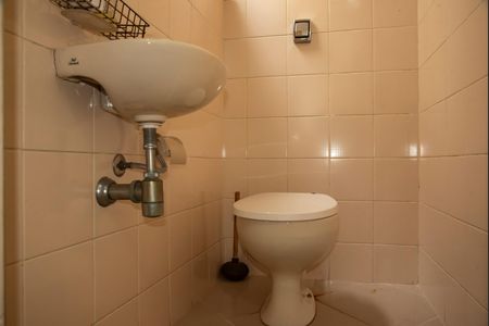 Apartamento para alugar com 64m², 2 quartos e 1 vagaBanheiro de Serviço