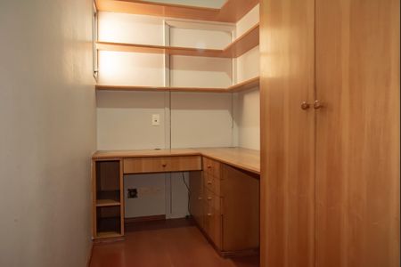 Apartamento para alugar com 64m², 2 quartos e 1 vagaEscritório