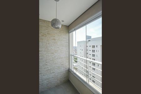 Apartamento para alugar com 65m², 2 quartos e 1 vagaSacada