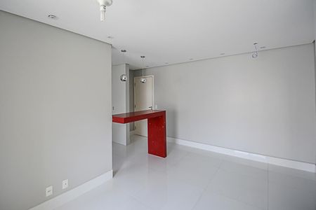 Apartamento para alugar com 65m², 2 quartos e 1 vagaSala