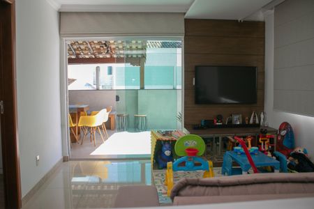 Sala da cobertura de apartamento à venda com 3 quartos, 136m² em Fernão Dias, Belo Horizonte