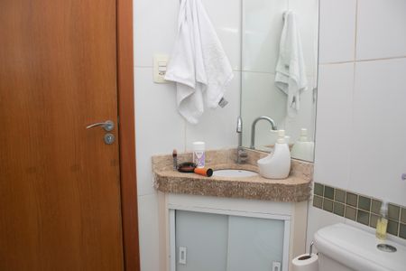 Apartamento à venda com 136m², 3 quartos e 4 vagas Apartamento à venda com 136m², 3 quartos e 4 vagasBanheiro da Suíte