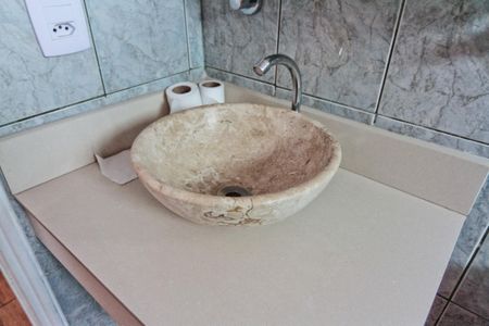 Apartamento para alugar com 49m², 2 quartos e 1 vaga Apartamento para alugar com 49m², 2 quartos e 1 vagaBanheiro