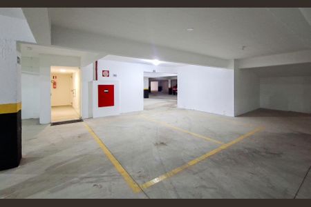 Apartamento para alugar com 144m², 3 quartos e 1 vaga Apartamento para alugar com 144m², 3 quartos e 1 vagaGaragem