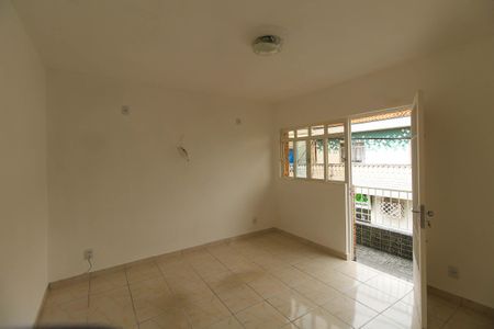 Sala de casa para alugar com 3 quartos, 138m² em Jardim Vila Formosa, São Paulo