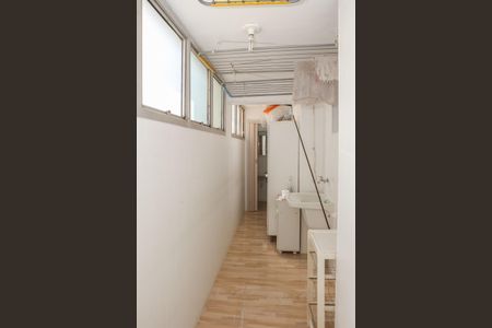 Apartamento à venda com 116m², 3 quartos e 1 vagaÁrea de Serviço