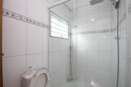 Banheiro  de casa para alugar com 2 quartos, 70m² em Vila Medeiros, São Paulo