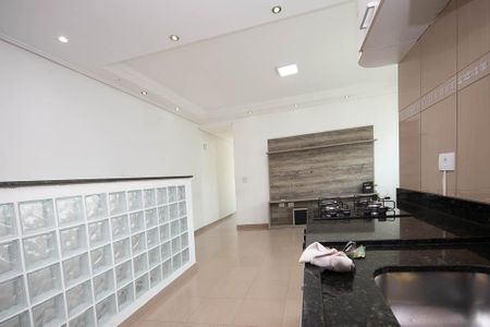 Casa para alugar com 70m², 2 quartos e sem vaga Casa para alugar com 70m², 2 quartos e sem vagaSala / Cozinha