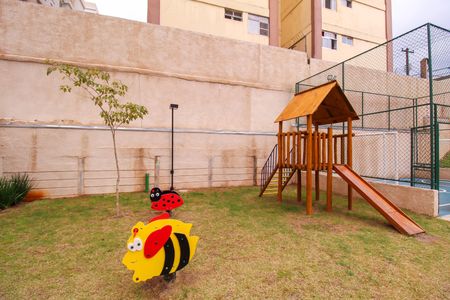 Apartamento para alugar com 37m², 2 quartos e sem vagaÁrea comum - Playground