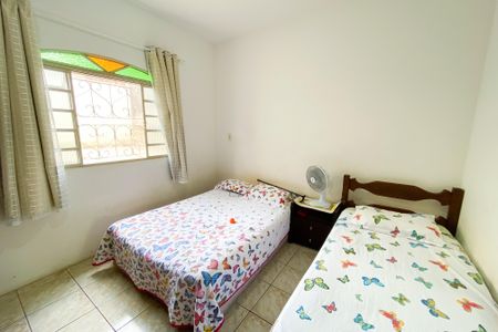Casa para alugar com 5 quartos, 360m² em Flamengo, Contagem
