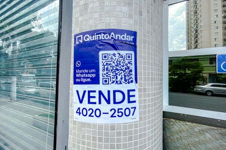 Apartamento à venda com 112m², 2 quartos e sem vaga Apartamento à venda com 112m², 2 quartos e sem vagaPlaquinha