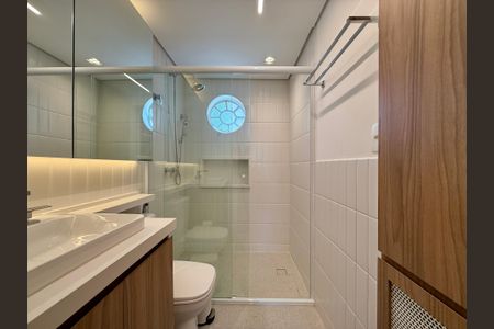 Apartamento à venda com 70m², 2 quartos e 1 vagaBanheiro Suíte