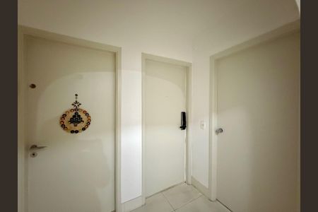 Apartamento à venda com 70m², 2 quartos e 1 vagaHall Apartamento 