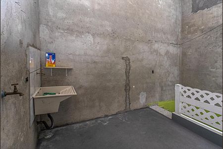 Casa para alugar com 140m², 2 quartos e 1 vagaárea de serviço no piso superior_3