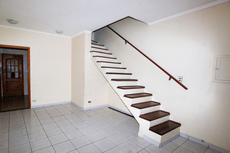 Sala de casa para alugar com 2 quartos, 79m² em Jardim Guarau, São Paulo