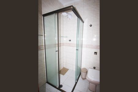 Casa para alugar com 79m², 2 quartos e 2 vagasBanheiro