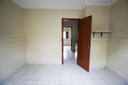 Quarto 1 de casa para alugar com 2 quartos, 79m² em Jardim Guarau, São Paulo