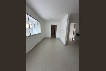 Casa à venda com 3 quartos, 76m² em Santa Rosa, Belo Horizonte