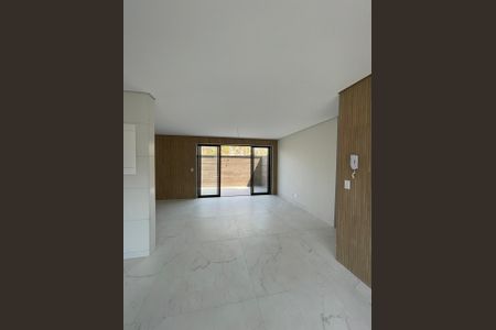 Casa à venda com 4 quartos, 250m² em Jaraguá, Belo Horizonte