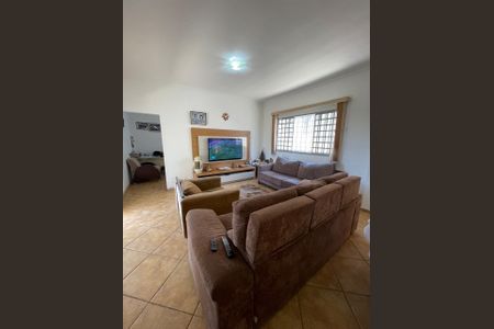 Casa à venda com 3 quartos, 180m² em Trevo, Belo Horizonte