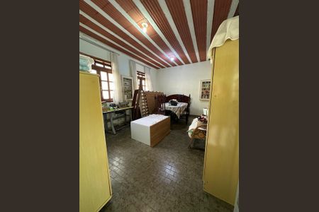 Casa à venda com 5 quartos, 300m² em Jaraguá, Belo Horizonte