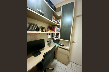 Apartamento à venda com 95m², 3 quartos e 2 vagasEscritório