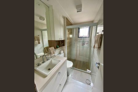 Apartamento à venda com 95m², 3 quartos e 2 vagasBanheiro 2