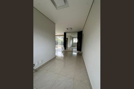 Casa à venda com 3 quartos, 98m² em Indaiá, Belo Horizonte