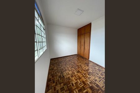 Casa à venda com 3 quartos, 74m² em Santa Rosa, Belo Horizonte