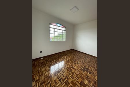 Casa à venda com 3 quartos, 74m² em Santa Rosa, Belo Horizonte