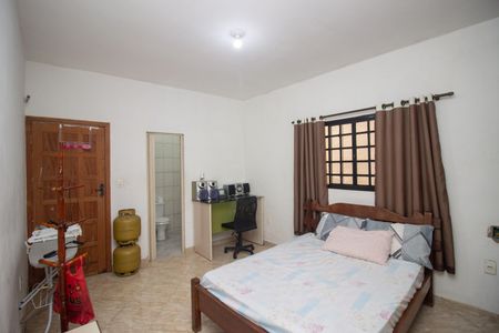 Casa à venda com 130m², 4 quartos e 3 vagasQuarto Suíte 1