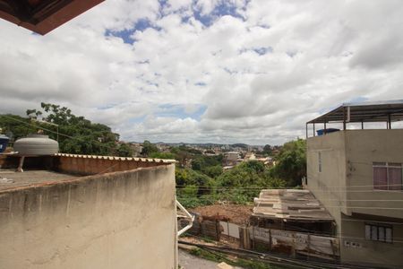 Casa à venda com 130m², 4 quartos e 3 vagasVista