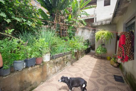 Casa à venda com 130m², 4 quartos e 3 vagasQuintal