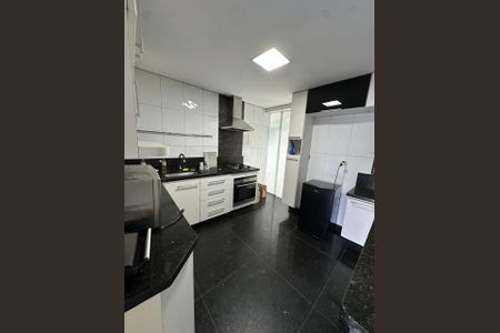 Casa à venda com 280m², 4 quartos e 3 vagas