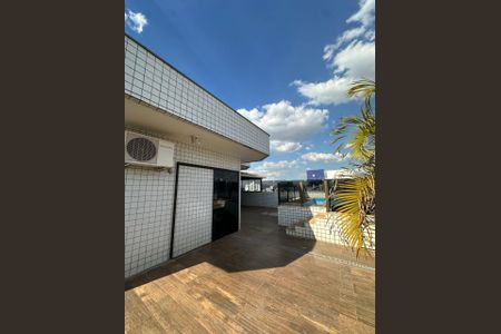 Casa à venda com 280m², 4 quartos e 3 vagas