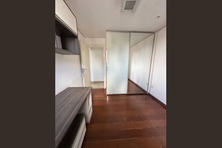 Casa à venda com 280m², 4 quartos e 3 vagas