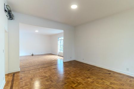 Apartamento para alugar com 210m², 4 quartos e 1 vagaSala