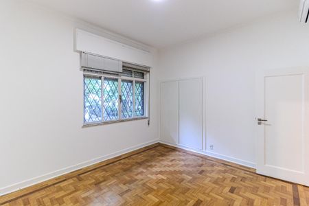 Apartamento para alugar com 210m², 4 quartos e 1 vagaQuarto 1