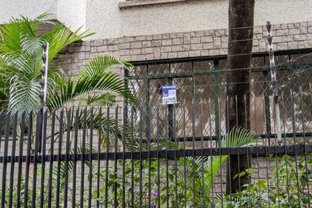 Apartamento para alugar com 210m², 4 quartos e 1 vagaPlaquinha